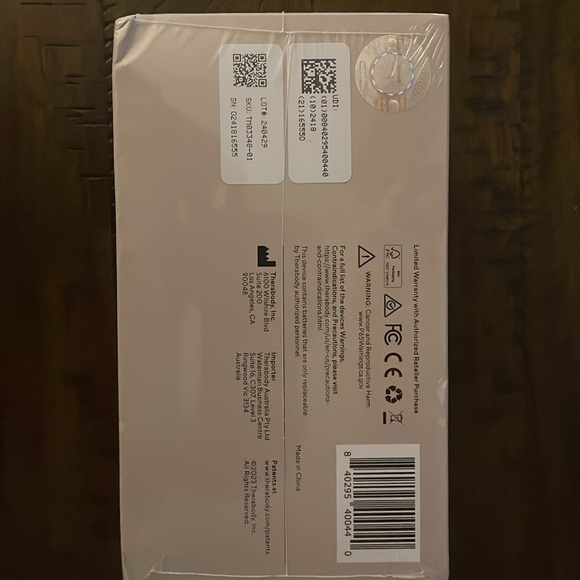 New never opened Smart Goggles from Therabody for men and women - Picture 2 of 5